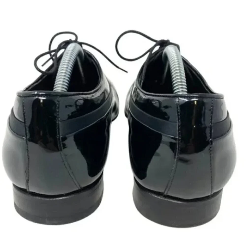 Mezlan tuxedo spanish
